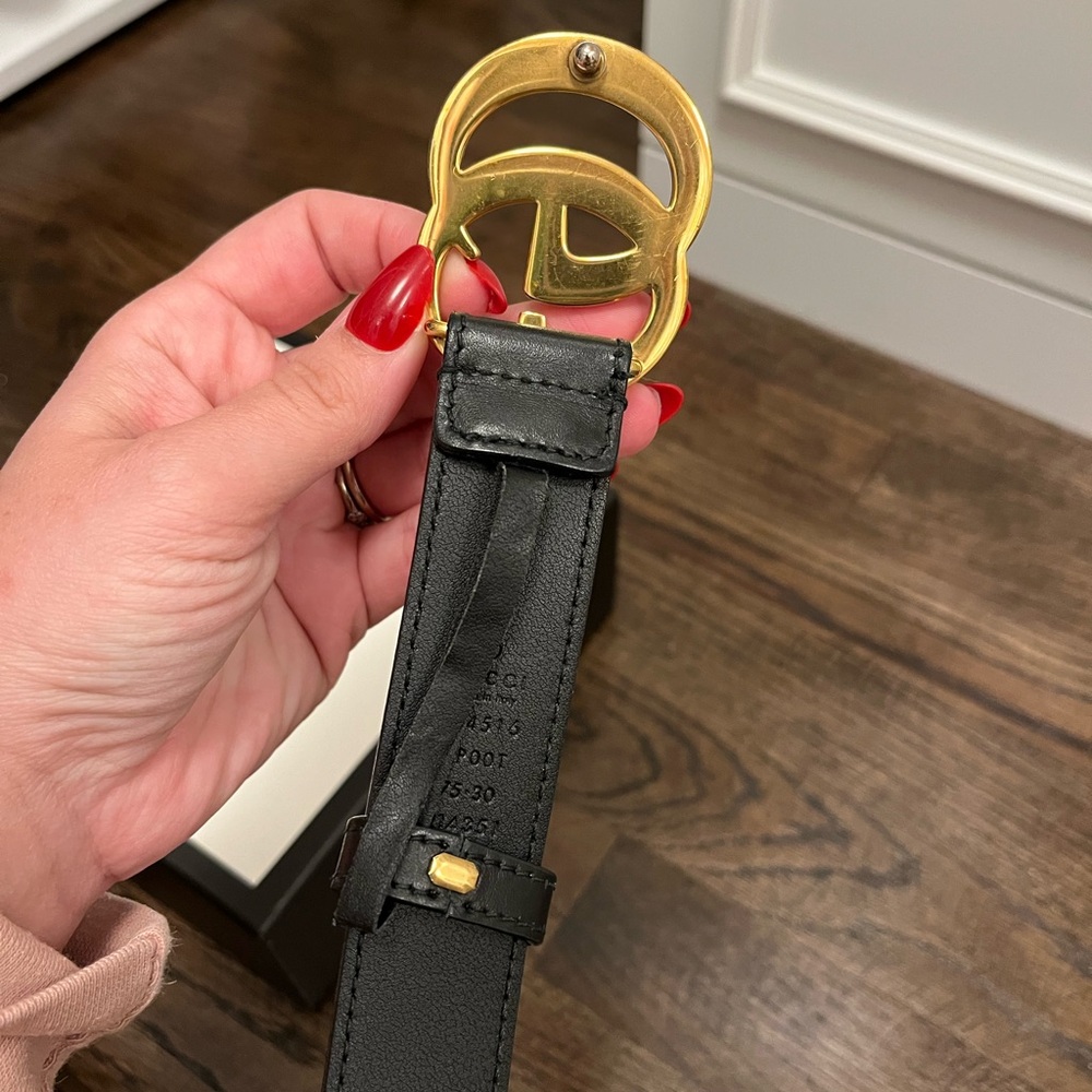 Gucci Black Belt with Gold Double G Buckle 75-30 - Picture 7 of 7